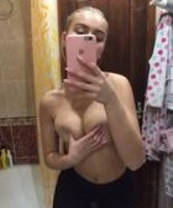 Готова сделать твое время со мной незабываемым! Ласковые руки и нежные губки помогут тебе расслабиться и забыть о суете повседневности. Буду рада доставить тебе невероятное удовольствие 💋💫
У меня много возможностей для тебя: классика, оральный секс, массаж, стриптиз и другие интимные развлечения. Ты заполучишь горячие эмоции и море удовольствия. Мои интимные фото, о которых слышал каждый, подтвердят мою красоту и желание удовлетворить тебя.
Мои клиенты отмечают мое высочайшее качество услуг и поразительные навыки. Ты никогда не пожалеешь о выборе провести время со мной. Оставь все заботы и пригласи меня, и ты почувствуешь себя настоящим мужчиной. Обещаю, ты не пожалеешь! Встречи проходят в уютном и конфиденциальном месте в Москве. Тебя жду, чтобы превратить твои фантазии в реальность. До скорой встречи! 💖🔥🌆 Альбина